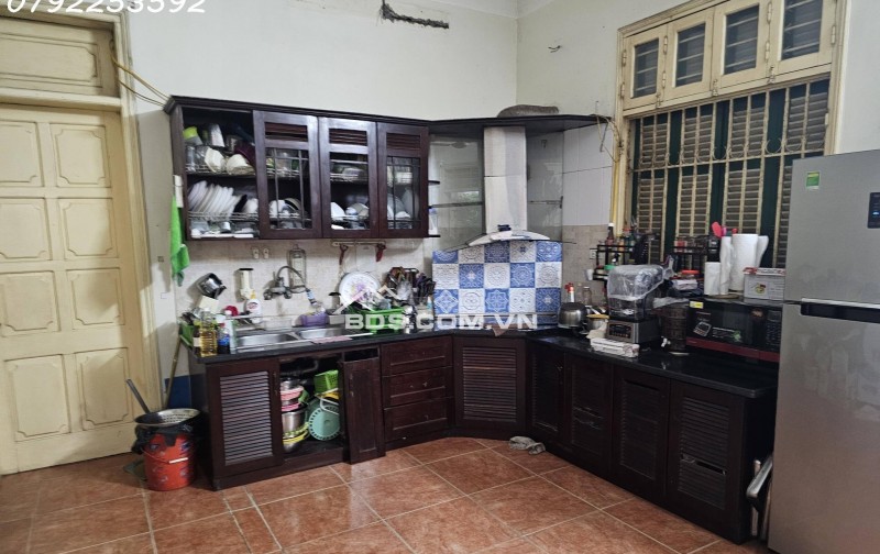 Bán Nhà. Giáp Nhất. Thanh Xuân. Diện Tích. 176m x4 tầng. Mặt tiền 7m.Giá bán 36 tỷ